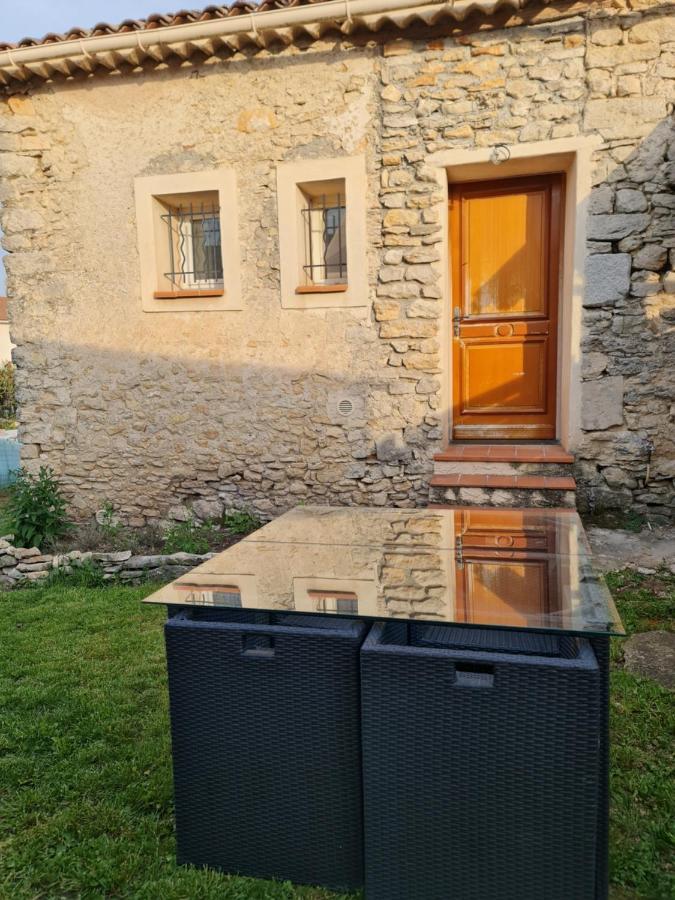 Le Gite De La Badassiere Forcalquier Exterior foto